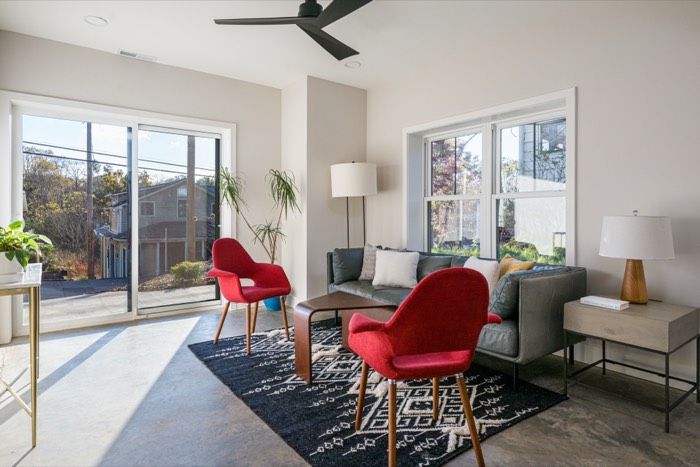 135 Swannanoa Ave 8