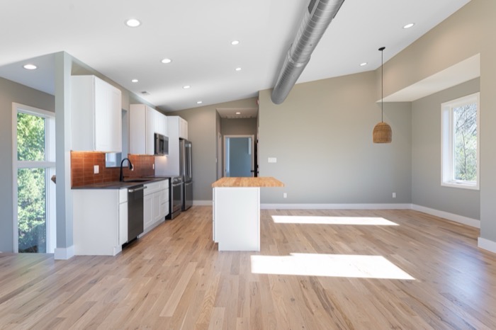25 Clemmons St 10