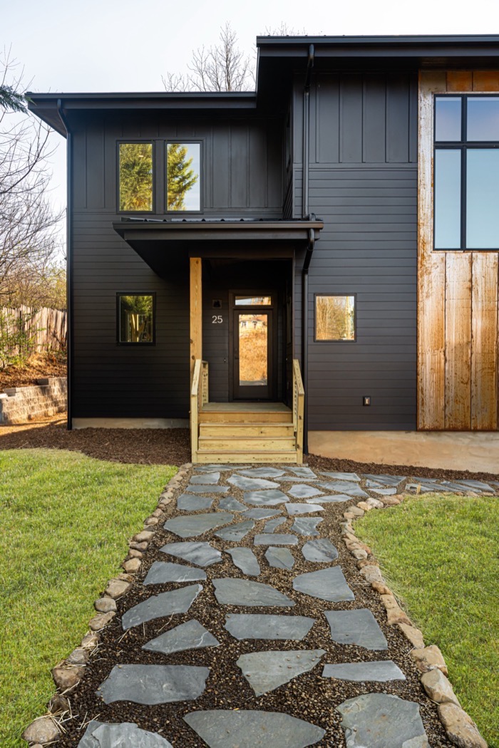 25 Clemmons St 50